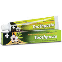 ManukaVantage - Antibacterial Propolis & Manuka Oil Toothpaste